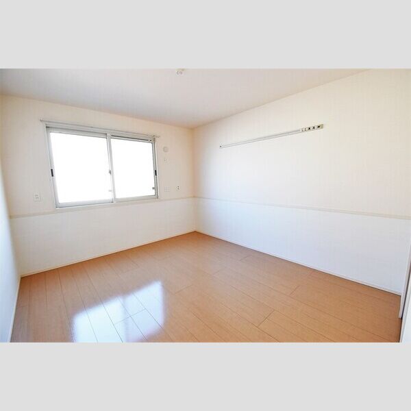 その他 (洋室7帖)