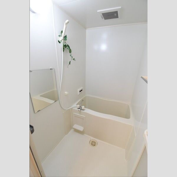 バス (追い焚き機能付きユニットバス)