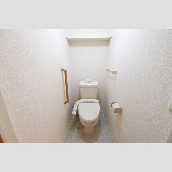 トイレ (温水洗浄暖房便座)