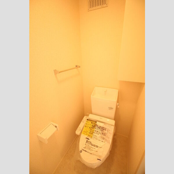 トイレ (温水洗浄暖房便座)