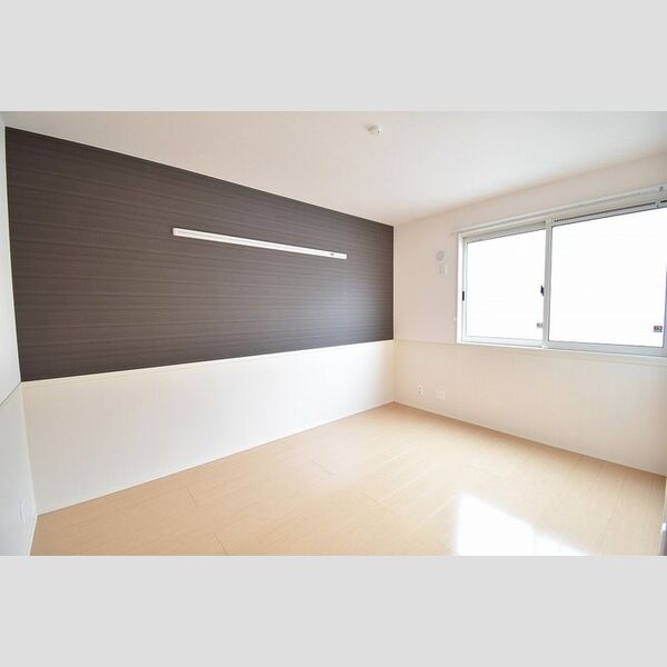 その他 (洋室6帖)