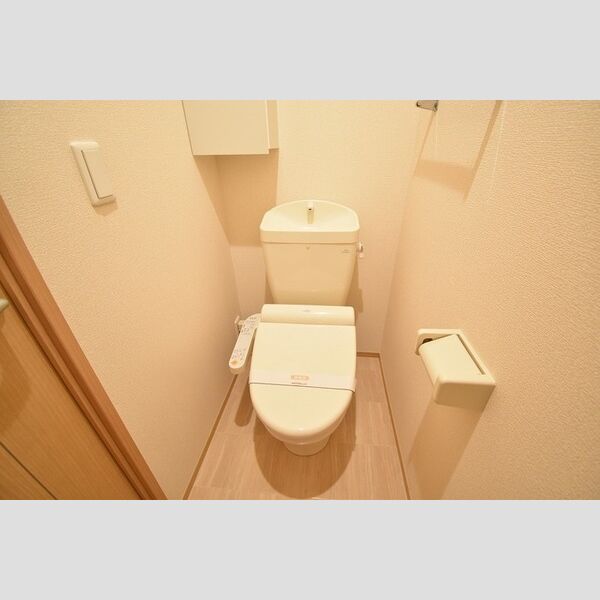 トイレ (温水洗浄暖房便座)