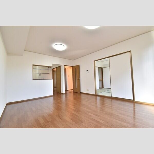 居室・リビング (LDK14帖)