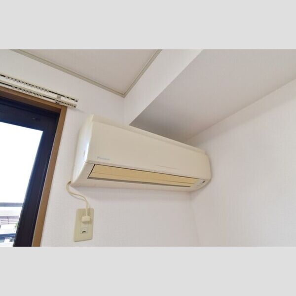 その他設備 (エアコン)