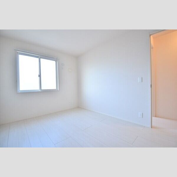 その他 (洋室6帖)