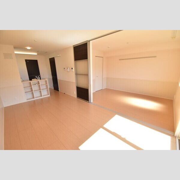 その他 (LDK12.1帖～洋室6帖)