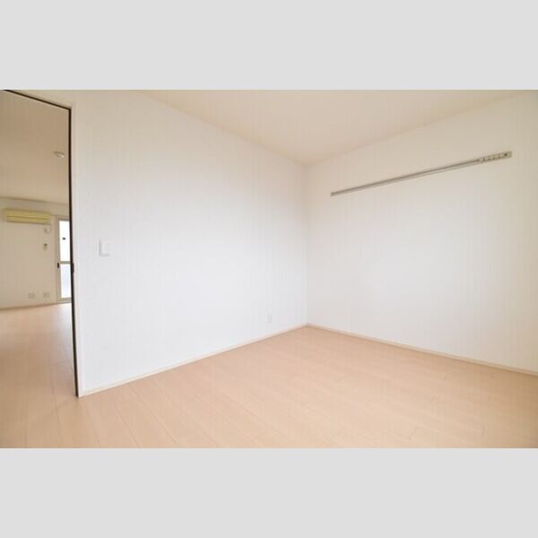 その他 (北側洋室6帖)