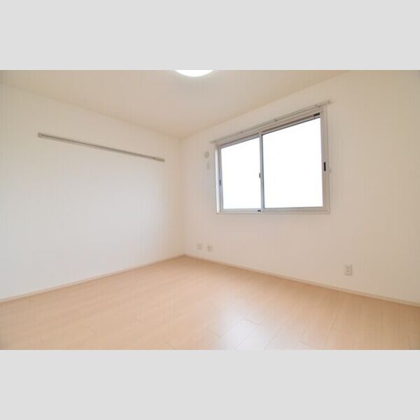 その他 (北側洋室6帖)