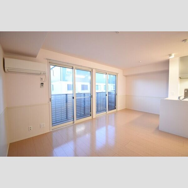 居室・リビング (LDK13帖)