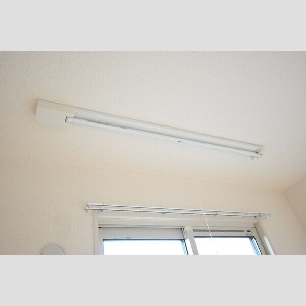 その他設備 (室内物干)