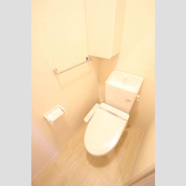 トイレ (温水洗浄暖房便座)