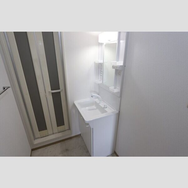 洗面所 (洗髪洗面化粧台)