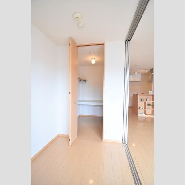 その他 (洋室3帖)