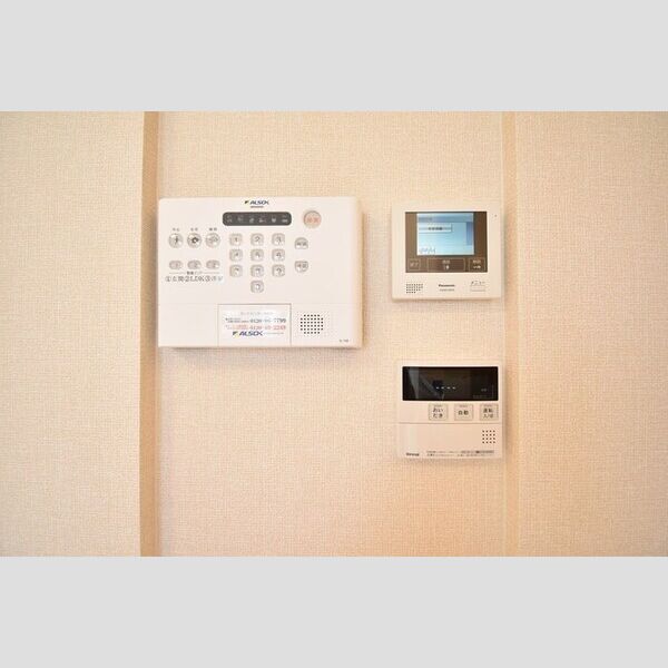 その他設備 (TVインターホン+アルソックホームセキュリティ)