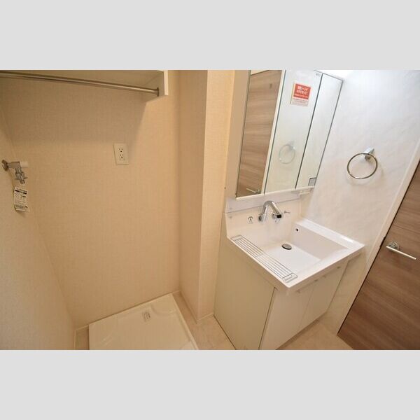 洗面所 (洗髪洗面化粧台)