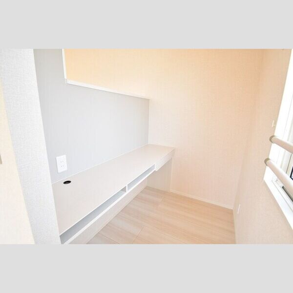 その他 (ワークスペース)