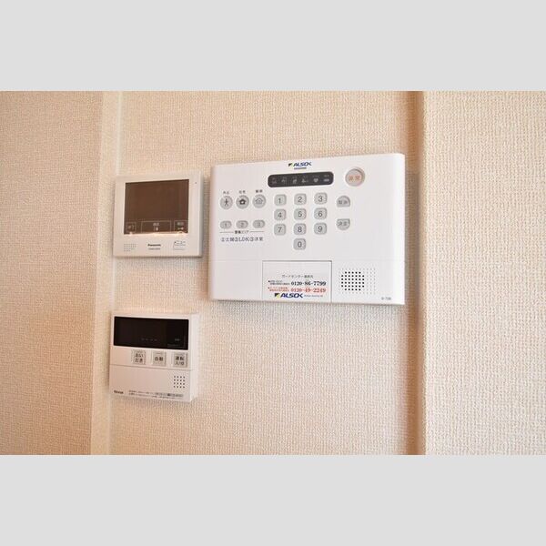 その他設備 (TVインターホン+アルソックホームセキュリティ)