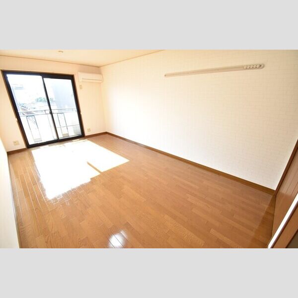 居室・リビング (洋室10.5帖)