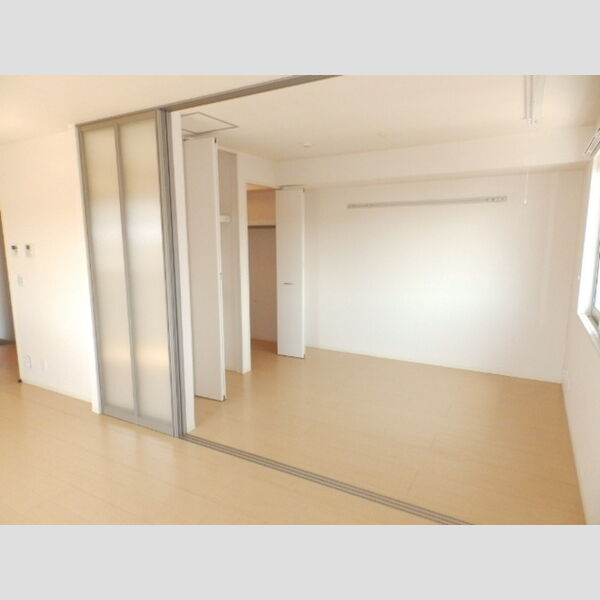 その他 (洋室5帖)