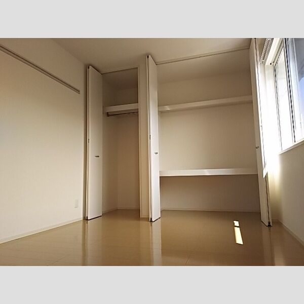 その他 (南洋室4.5帖)