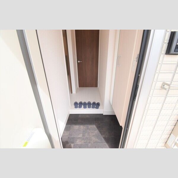 玄関 (玄関)