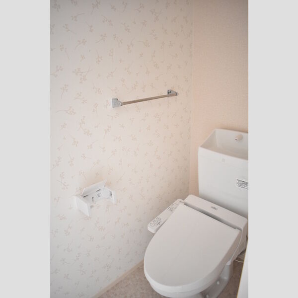 トイレ (温水洗浄暖房便座)