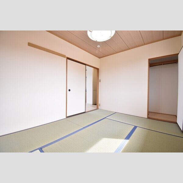 その他 (和室6帖)