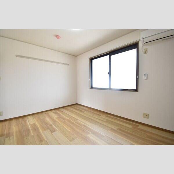 その他 (洋室6帖)