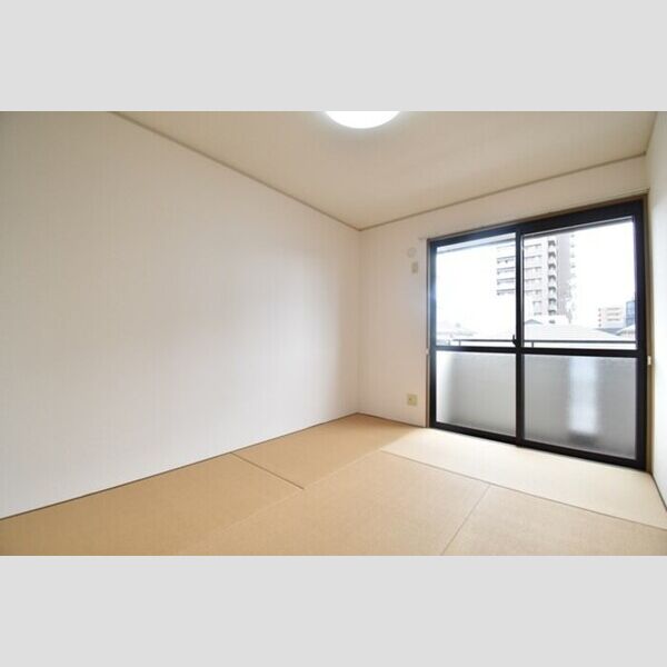 その他 (和室6帖)