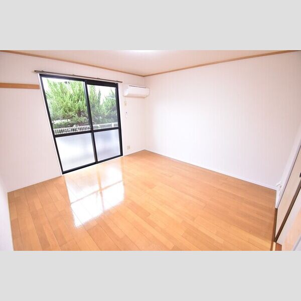 居室・リビング (洋室8帖)