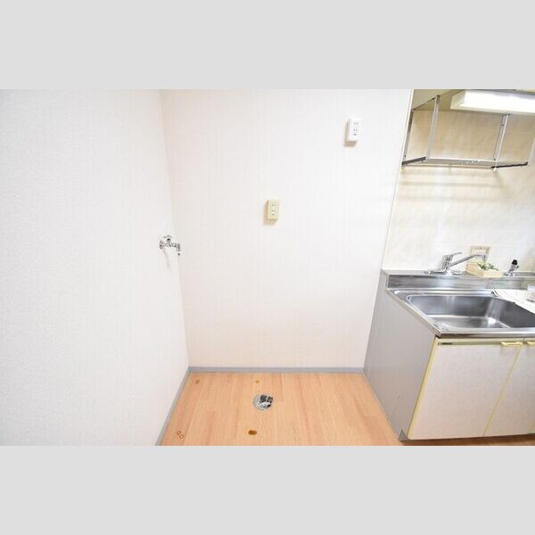 その他設備 (室内洗濯機置場)