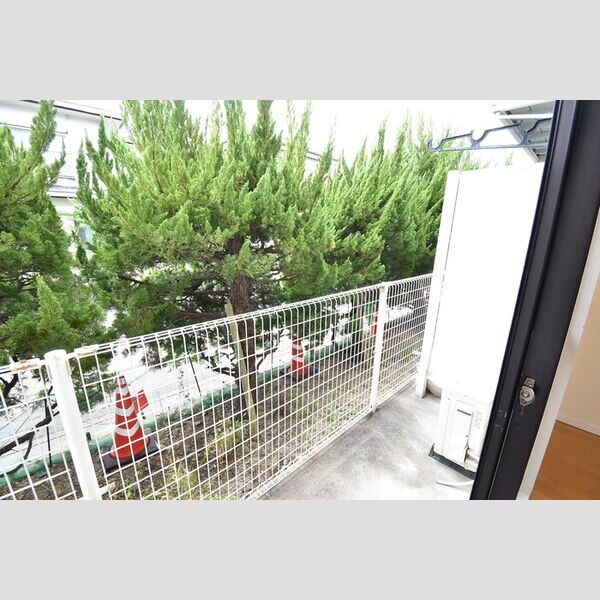 バルコニー・ベランダ (バルコニー)