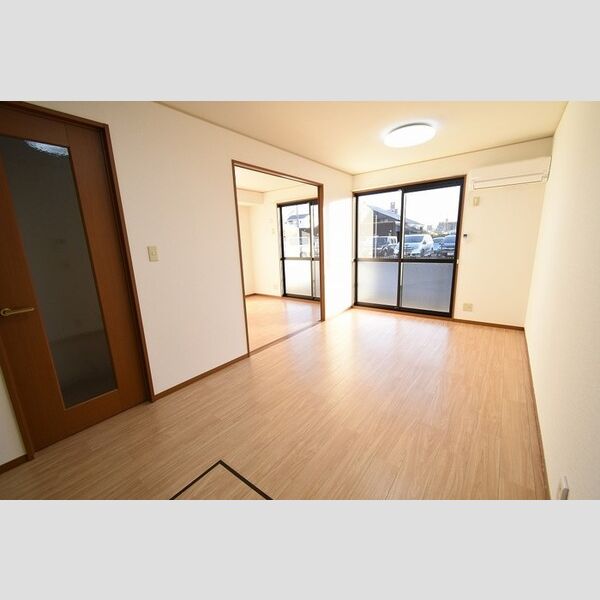 居室・リビング (DK9.0帖)