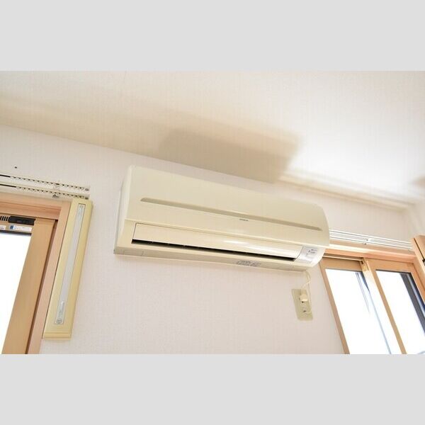 その他設備 (エアコン)