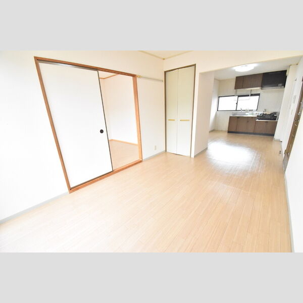 居室・リビング (LDK13帖)