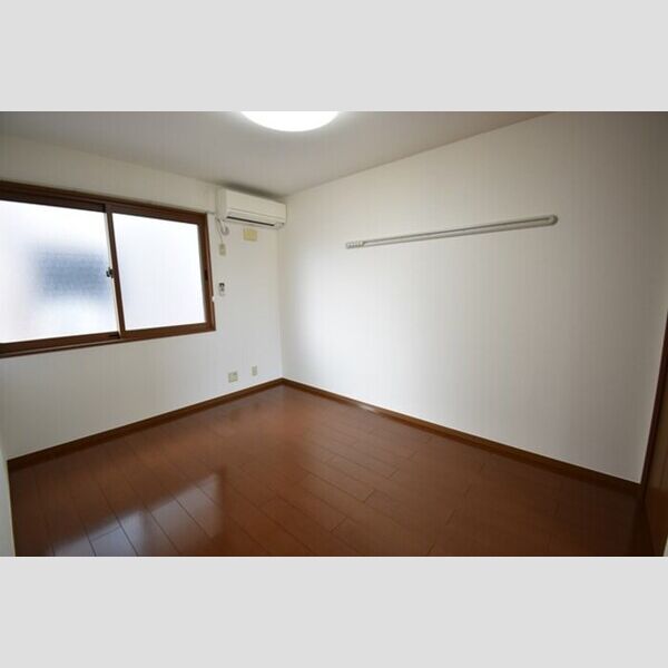 その他 (北側洋室6帖)