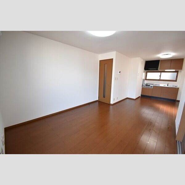 その他 (LDK13.5帖)