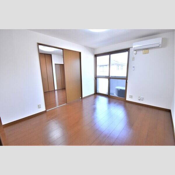 その他 (LDK13.5帖)