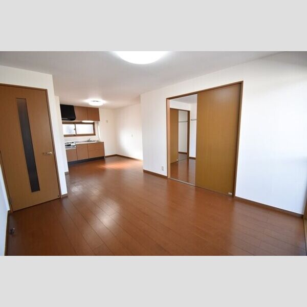 居室・リビング (LDK13.5帖)