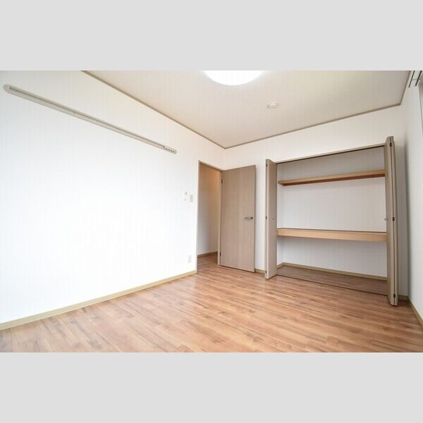 その他 (洋室6帖)