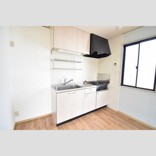 キッチン (キッチン)