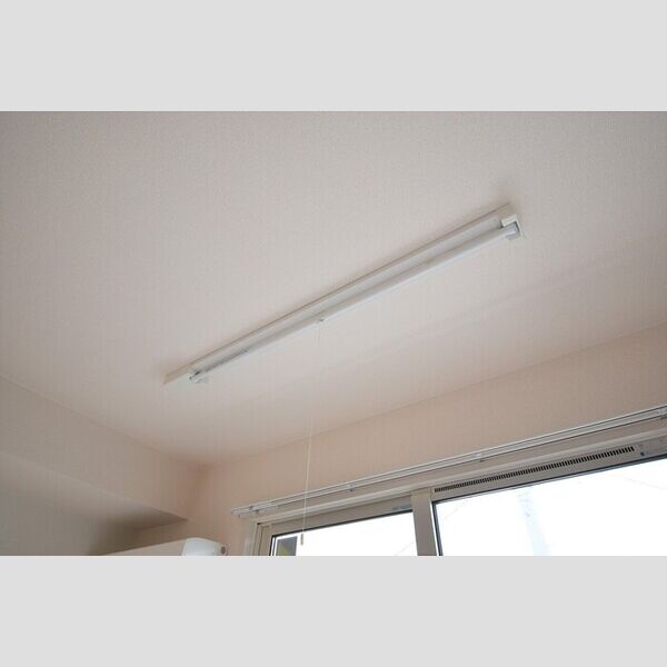 その他 (室内物干し)