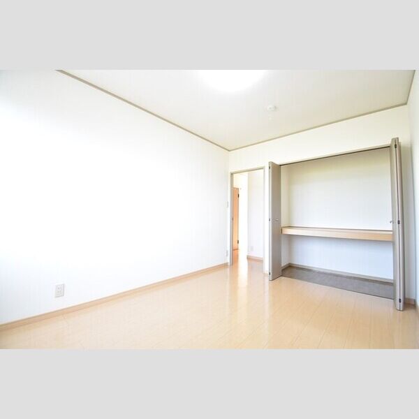 その他 (洋室6帖)