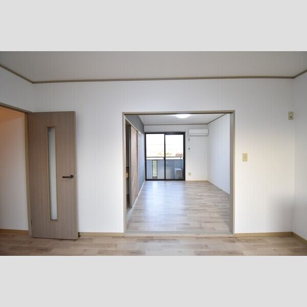 居室・リビング (LDK12帖)