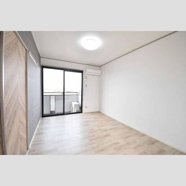 居室・リビング (LDK12帖)