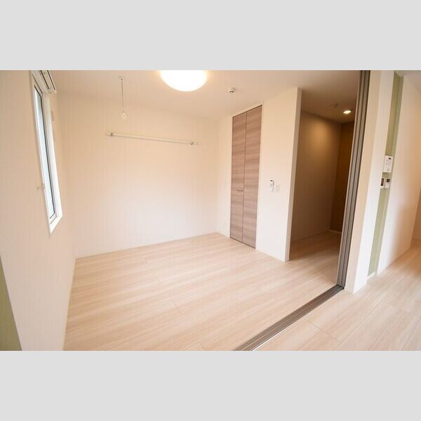 その他 (洋室6.3帖)