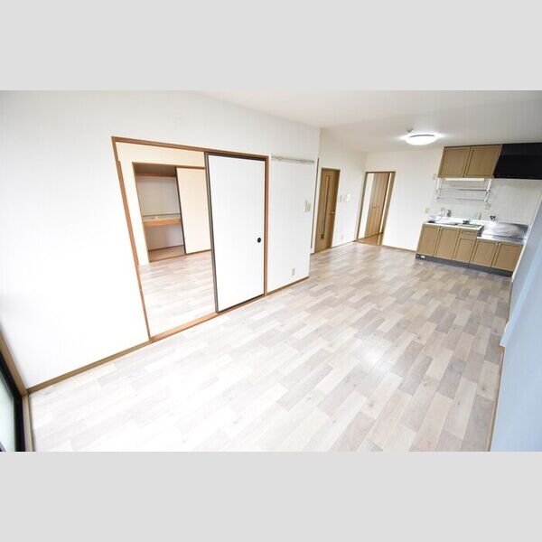 居室・リビング (LDK14帖)