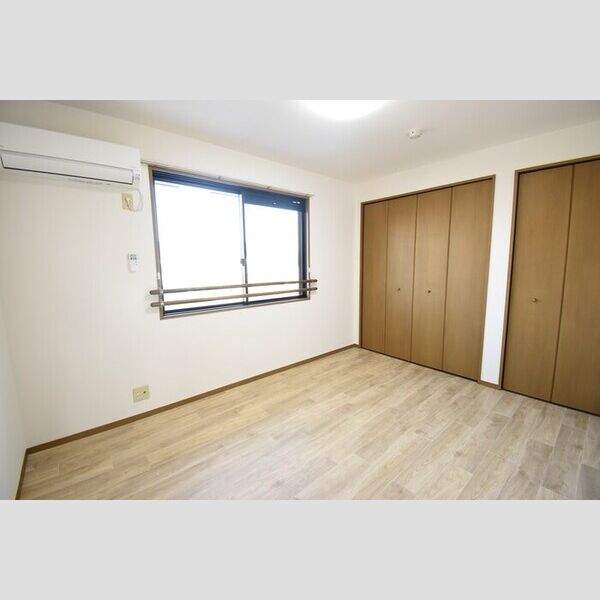 その他 (北東洋室6帖)