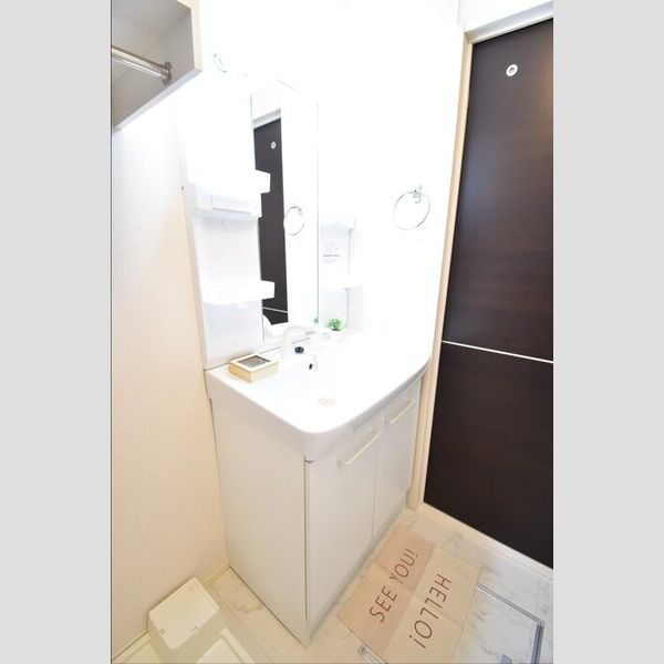 洗面所 (洗髪洗面化粧台)