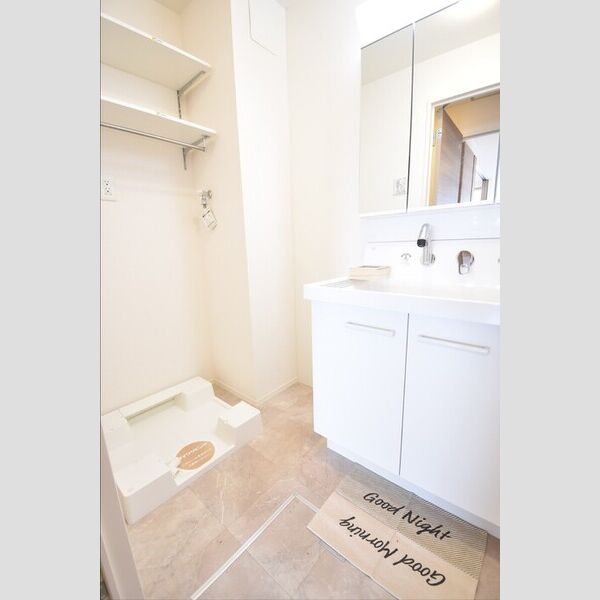 洗面所 (洗髪洗面化粧台・室内洗濯機置場)